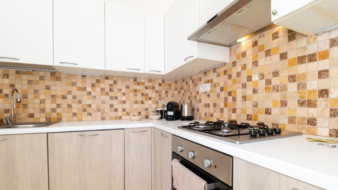 Sardinianworld - Xenia Boutique Tirso Apartment Oristano Luaran gambar