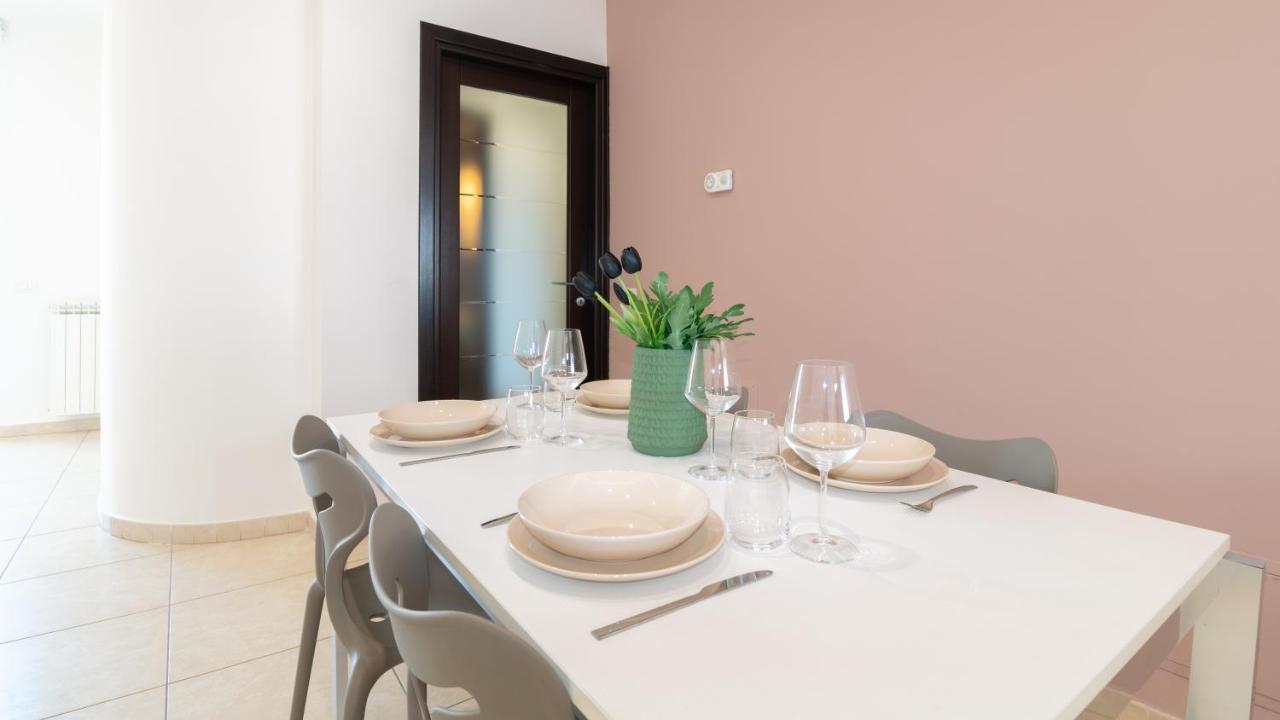 Sardinianworld - Xenia Boutique Tirso Apartment Oristano Luaran gambar