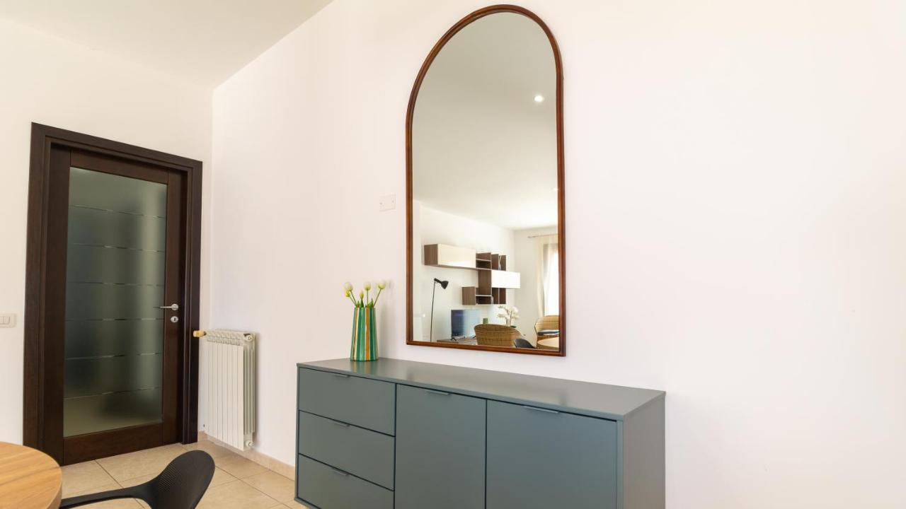 Sardinianworld - Xenia Boutique Tirso Apartment Oristano Luaran gambar